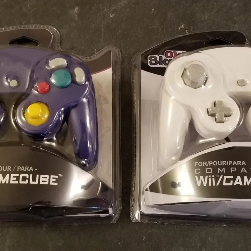 2 Gamecube Controllers - Purple & White (NEW) - Nintendo - Old Skool
